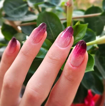 Minimal ve Soft Nail Art örnek 7