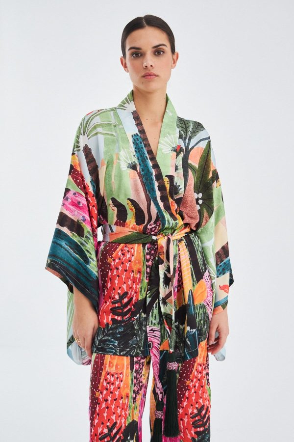 Tropik Desenli Geniş Kollu Saten Kadın Kimono Çok Renkli